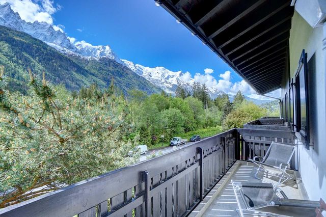 Appartement F4 à vendre - 6 pièces - 92.61 m2 - CHAMONIX MONT BLANC - 74 - RHONE-ALPES - Century 21 Mont-Blanc Invest